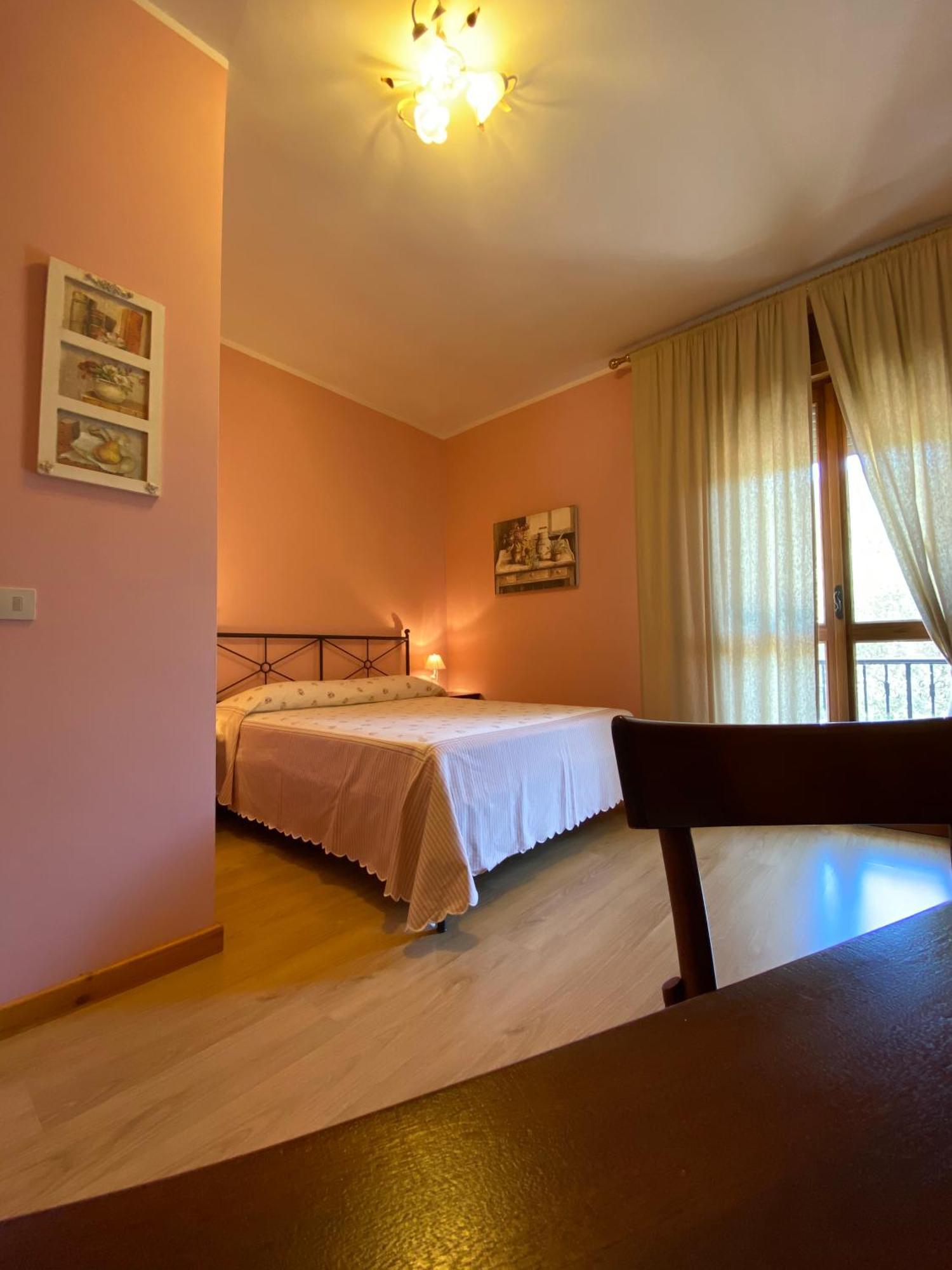 Sogni E Colori Bed and Breakfast Villanova d'Albenga Kamer foto